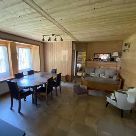La Ferme Du Fay Apartment *