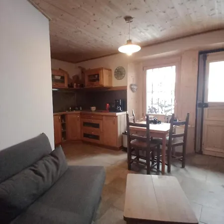 La Ferme Du Fay Apartment